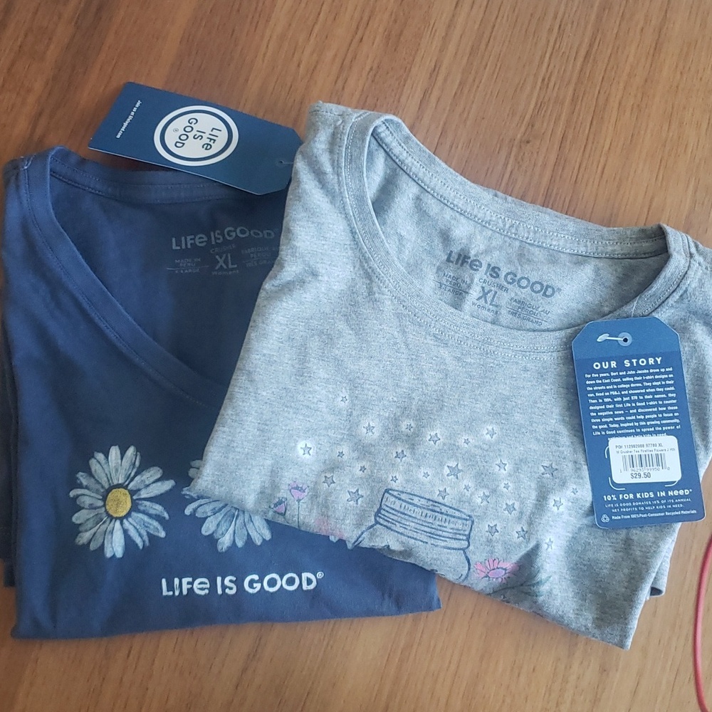 LIFE IS GOOD XL T-SHIRT (2)